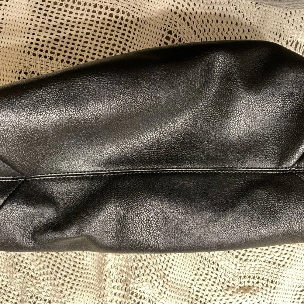 Handmade Black Leather Pug Bag - Picture 9 of 12